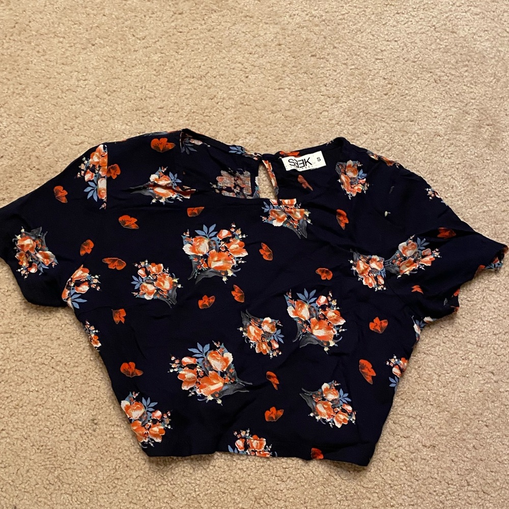 LF SEEK cropped floral short sleeve shirt